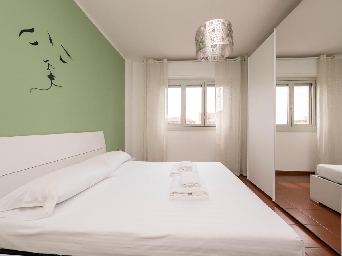 I Host Apartment - Appennini 53 Милано Екстериор снимка