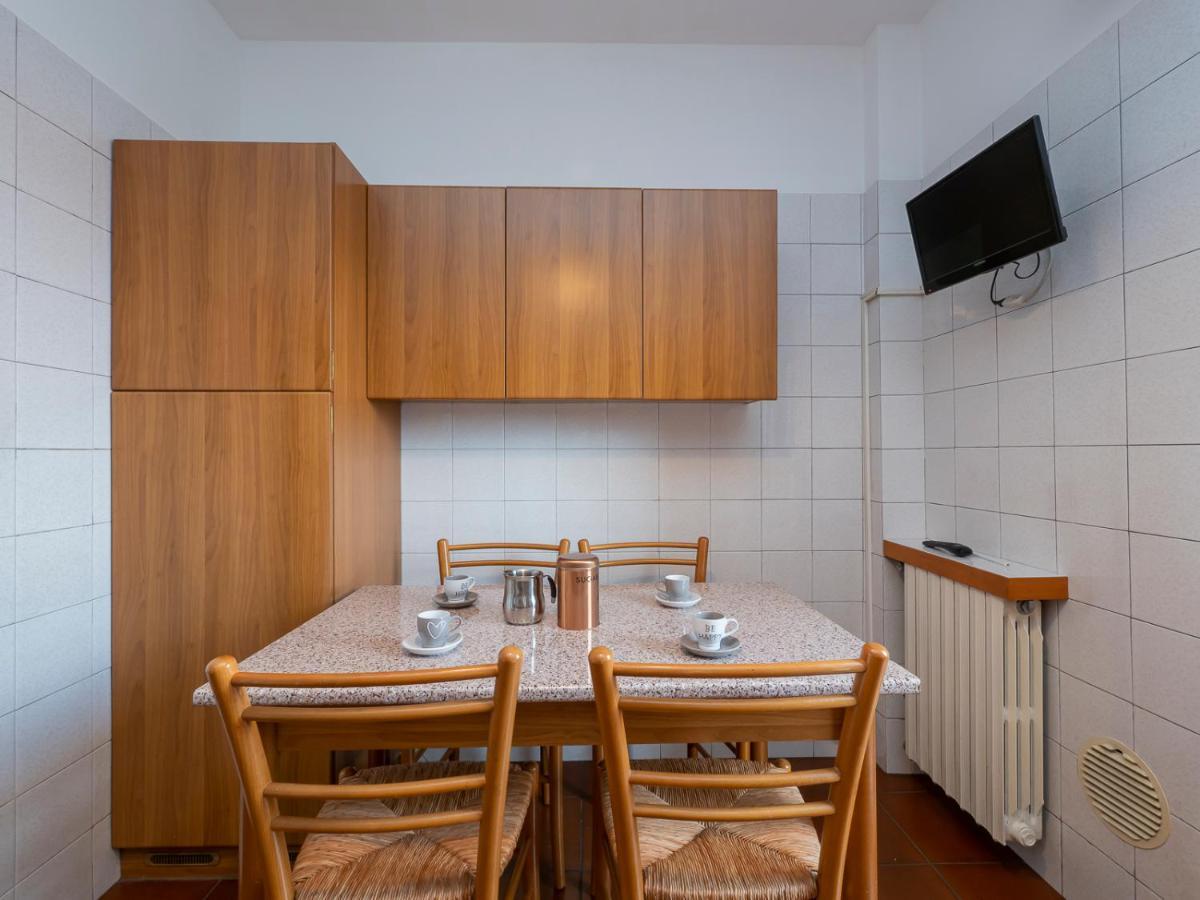 I Host Apartment - Appennini 53 Милано Екстериор снимка