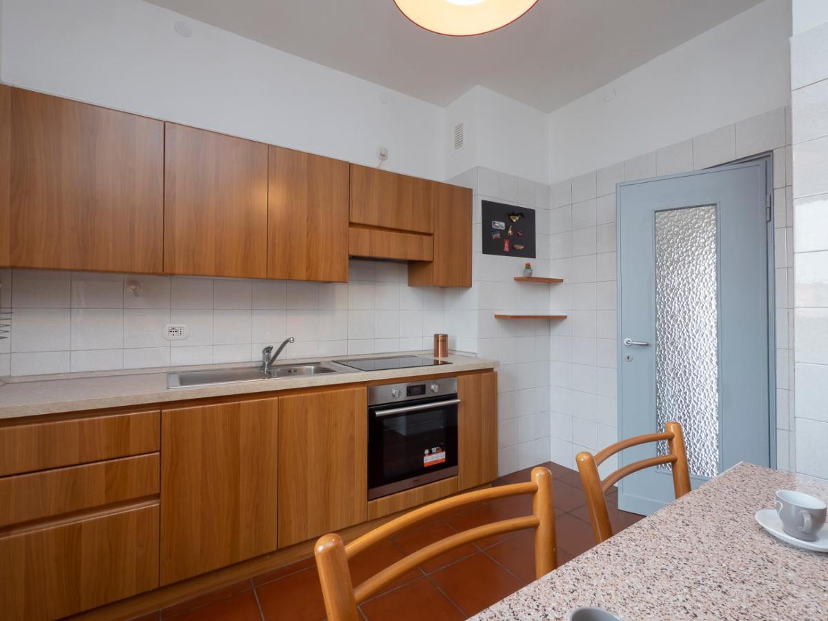 I Host Apartment - Appennini 53 Милано Екстериор снимка