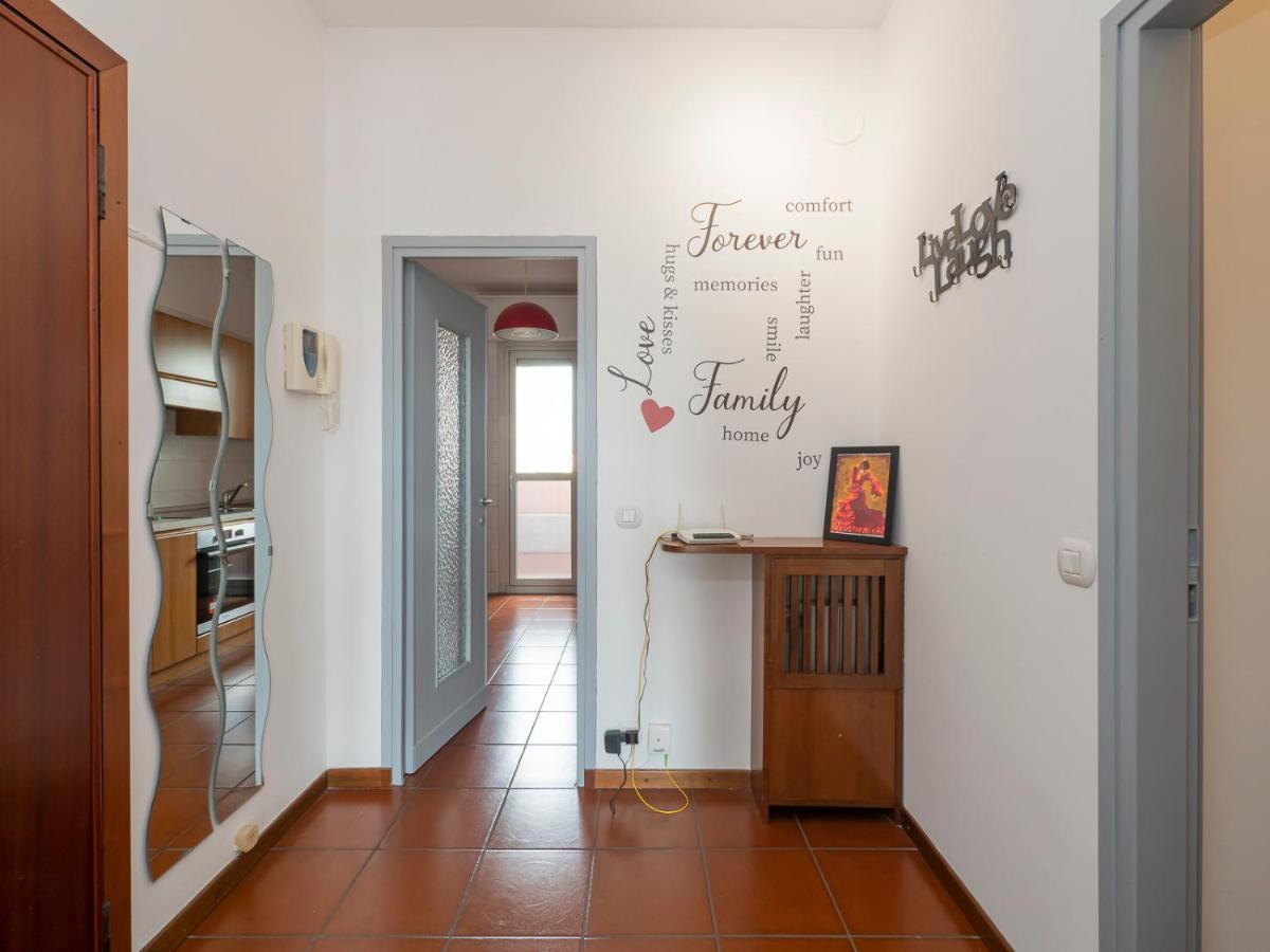 I Host Apartment - Appennini 53 Милано Екстериор снимка